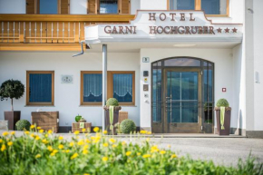  Hotel Garni Hochgruber  Брунек